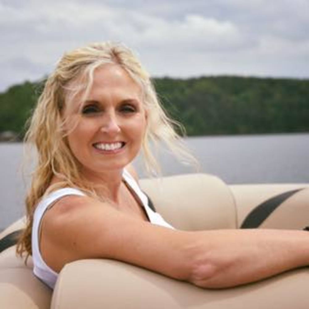 Meet your Posher, Julie